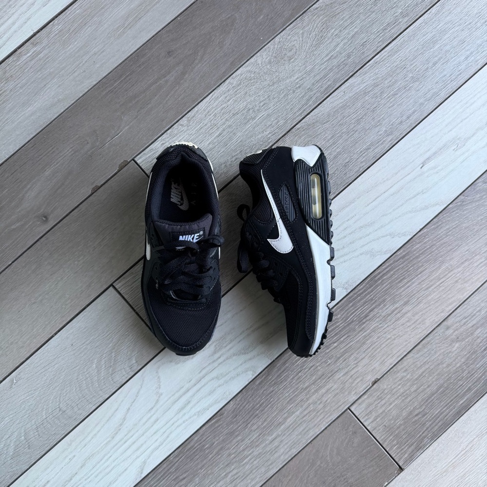 Nike Women’s Black and White Air Max Sneakers